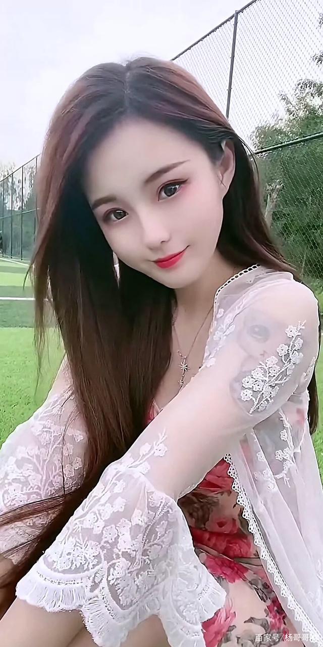 阿克苏榆林私人伴游章紫曦