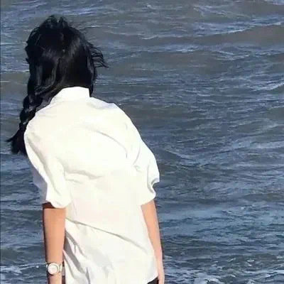 阿克苏伴游女生武映颖的资料
