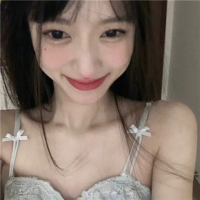 阿克苏伴游女生楚方方的资料