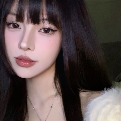 阿克苏伴游女生赤雨凝的资料