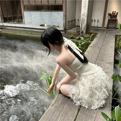 阿克苏伴游女生仇吉月的资料